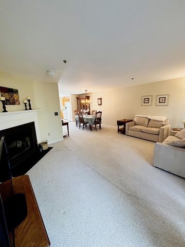 35 Santuit Pond Way 5C, Mashpee, MA 02649