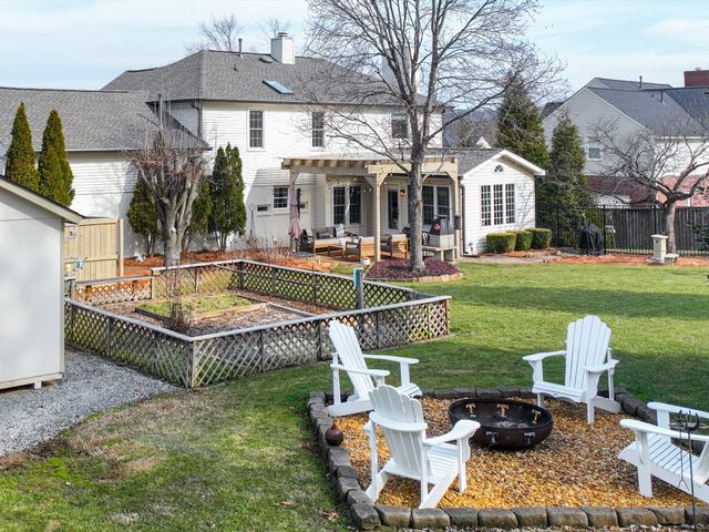 1706 Overcheck Ln, Brentwood, TN 37027