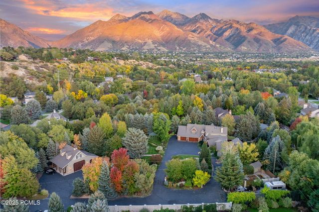 2238 E Cottonwood Cove Lane, Cottonwood Heights, UT 84121