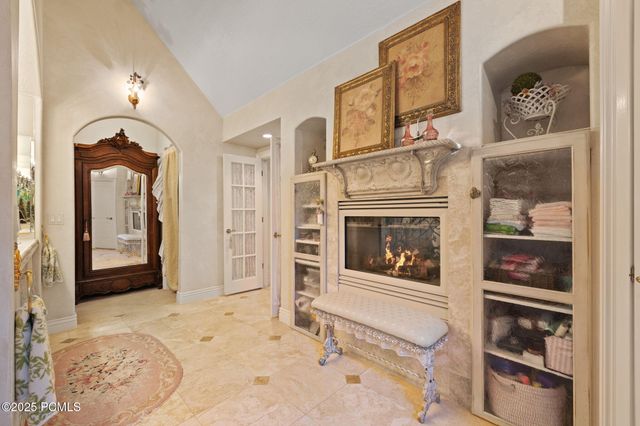 2238 E Cottonwood Cove Lane, Cottonwood Heights, UT 84121