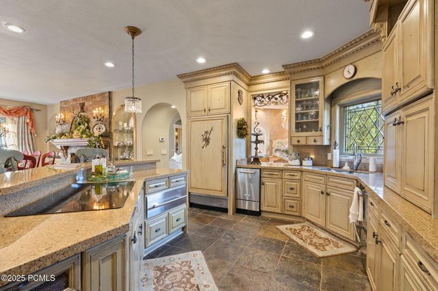 2238 E Cottonwood Cove Lane, Cottonwood Heights, UT 84121