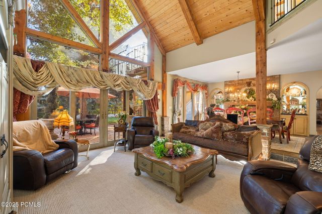 2238 E Cottonwood Cove Lane, Cottonwood Heights, UT 84121