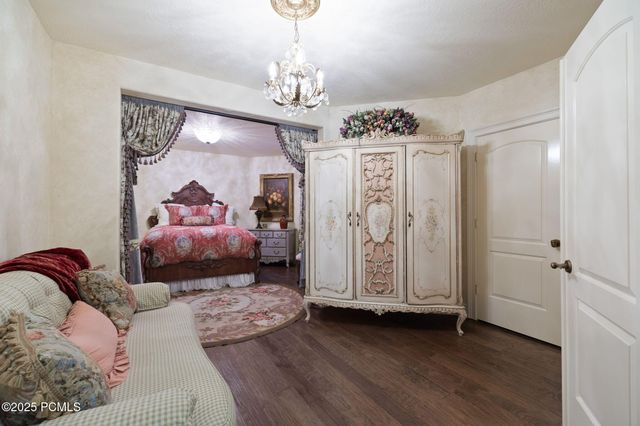 2238 E Cottonwood Cove Lane, Cottonwood Heights, UT 84121