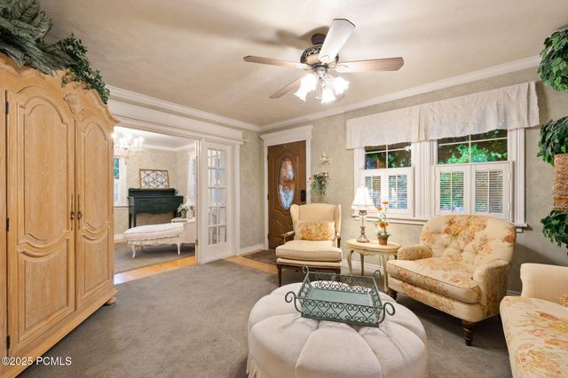 2238 E Cottonwood Cove Lane, Cottonwood Heights, UT 84121