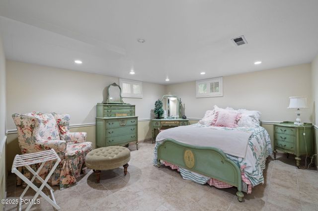 2238 E Cottonwood Cove Lane, Cottonwood Heights, UT 84121