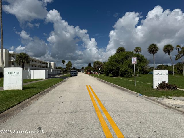 1595 N Atlantic Avenue 305, Cocoa Beach, FL 32931