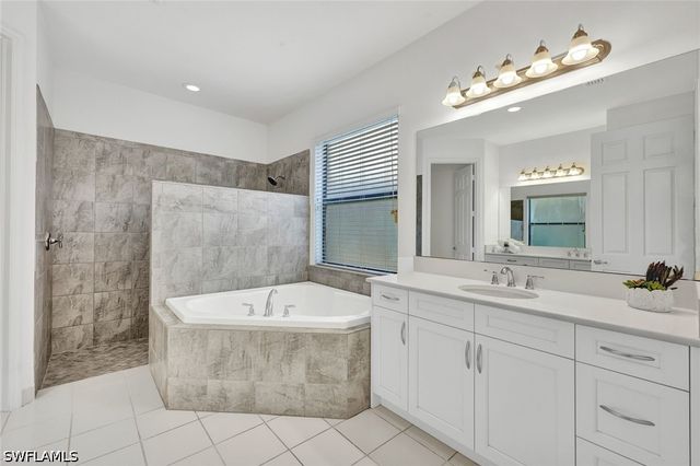 13750 Callisto AVE, Naples, FL 34109