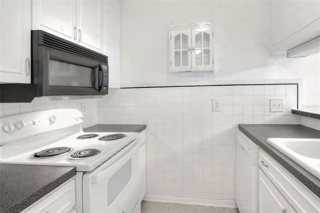 900 AVENUE Z SE B2, Winter Haven, FL 33880
