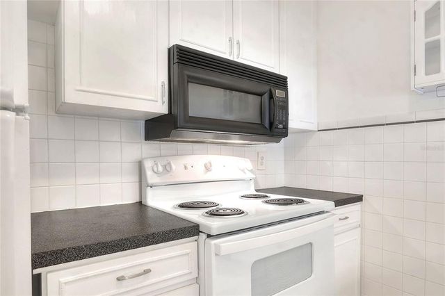 900 AVENUE Z SE B2, Winter Haven, FL 33880