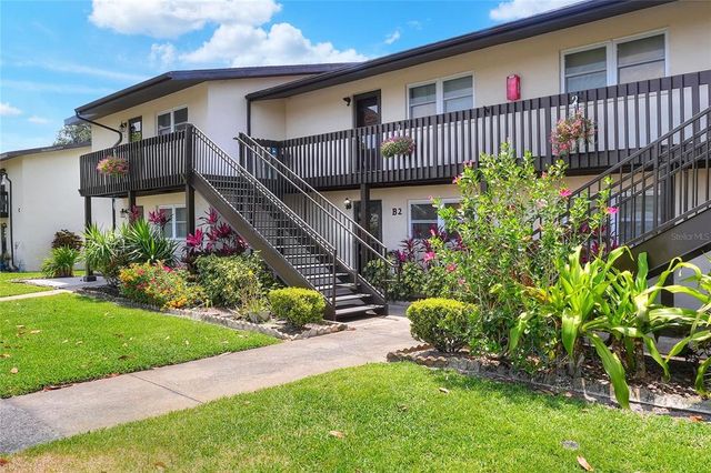 900 AVENUE Z SE B2, Winter Haven, FL 33880