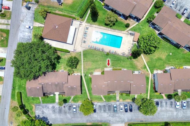 900 AVENUE Z SE B2, Winter Haven, FL 33880