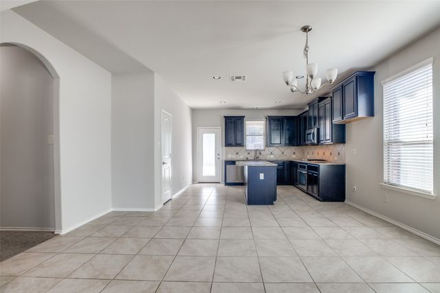 517 Rocky Pine Road, Mckinney, TX 75072