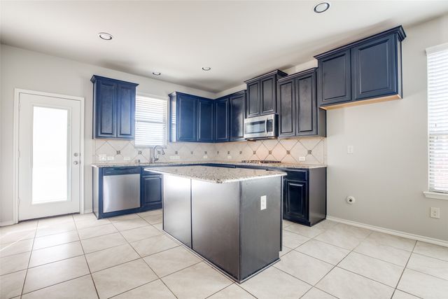 517 Rocky Pine Road, Mckinney, TX 75072