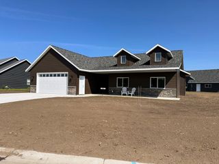 860 9th Street NW, Perham, MN 56573