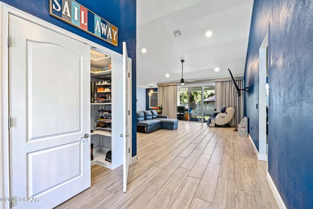 601 English Oaks Drive, Port Orange, FL 32127