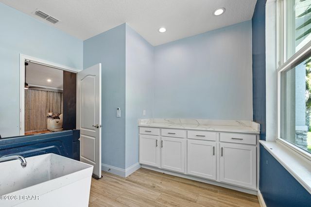 601 English Oaks Drive, Port Orange, FL 32127