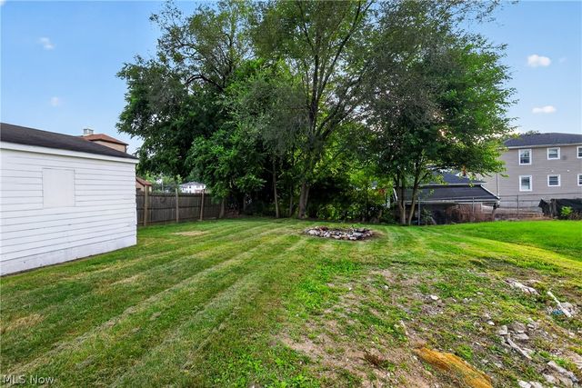4916 Southern Boulevard, Youngstown, OH 44512