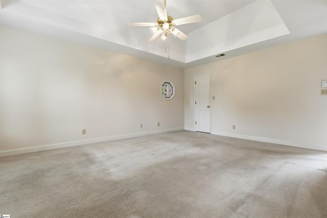 110 W Killarney Lake, Moore, SC 29369