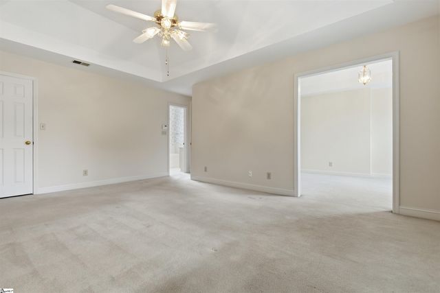 110 W Killarney Lake, Moore, SC 29369