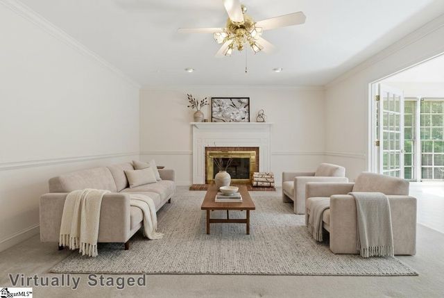 110 W Killarney Lake, Moore, SC 29369