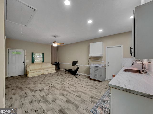 298 Hudson River Drive, Commerce, GA 30530