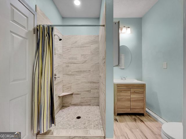 298 Hudson River Drive, Commerce, GA 30530