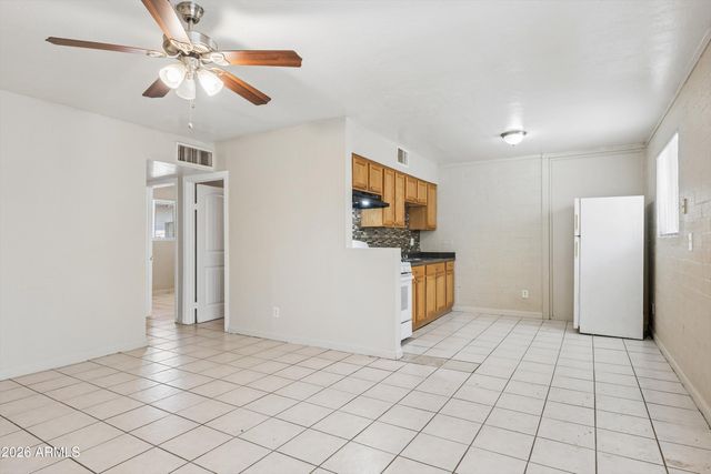2133 W ADAMS Street 2, Phoenix, AZ 85009