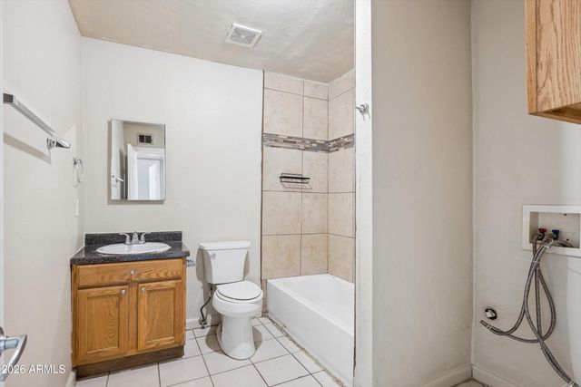 2133 W ADAMS Street 2, Phoenix, AZ 85009