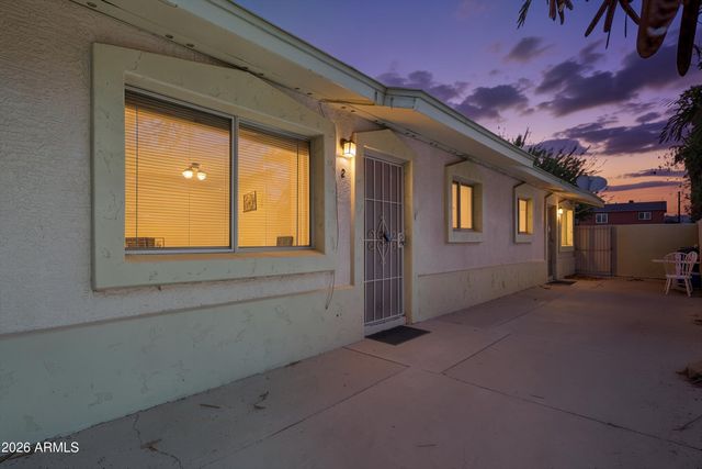 2133 W ADAMS Street 2, Phoenix, AZ 85009