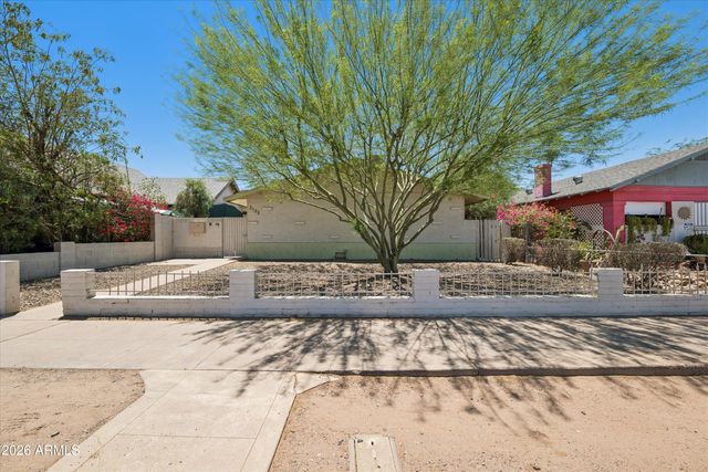 2133 W ADAMS Street 2, Phoenix, AZ 85009