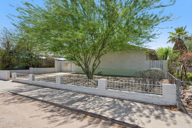 2133 W ADAMS Street 2, Phoenix, AZ 85009