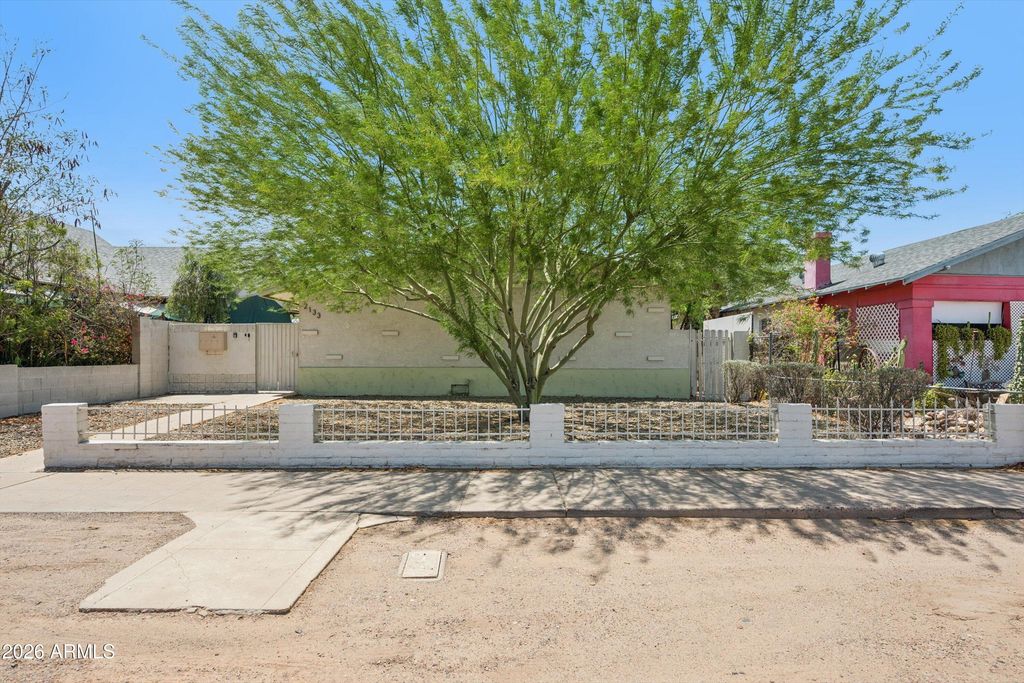 2133 W ADAMS Street 2, Phoenix, AZ 85009