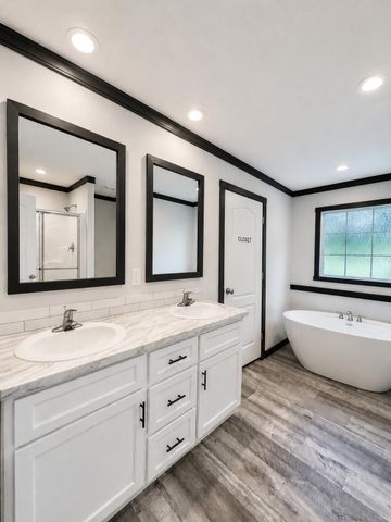 1665 Lakeshore Drive, Manning, SC 29102
