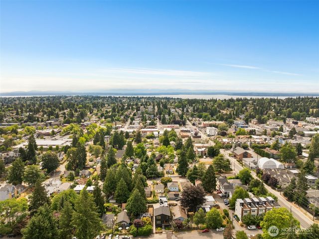 10331 Ashworth Avenue N, Seattle, WA 98133