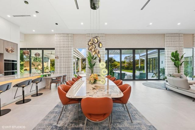 8533 N Native Dancer Road, Palm Beach Gardens, FL 33418