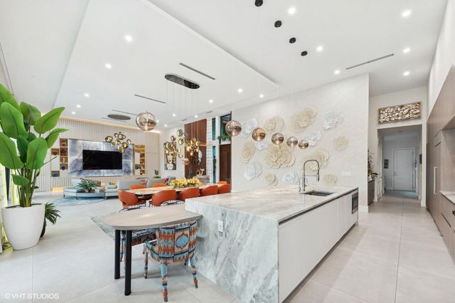 8533 N Native Dancer Road, Palm Beach Gardens, FL 33418