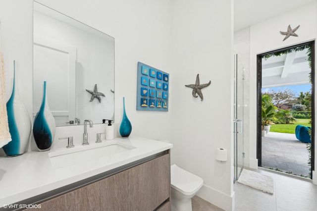 8533 N Native Dancer Road, Palm Beach Gardens, FL 33418