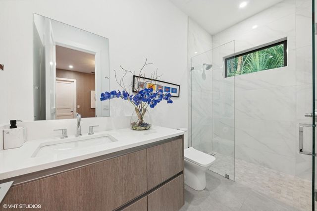 8533 N Native Dancer Road, Palm Beach Gardens, FL 33418