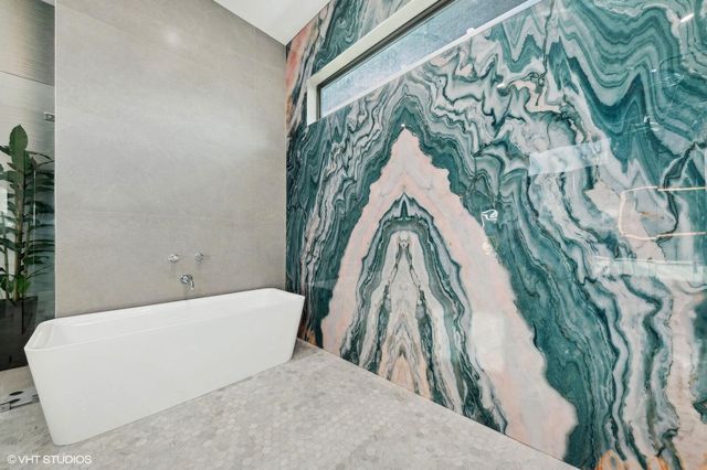 8533 N Native Dancer Road, Palm Beach Gardens, FL 33418