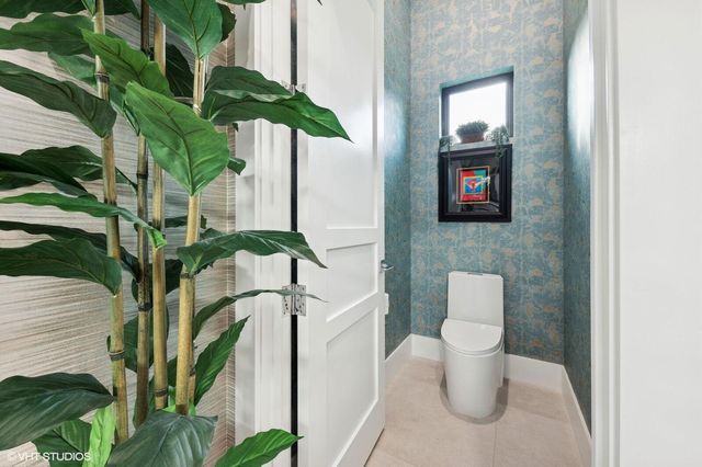 8533 N Native Dancer Road, Palm Beach Gardens, FL 33418