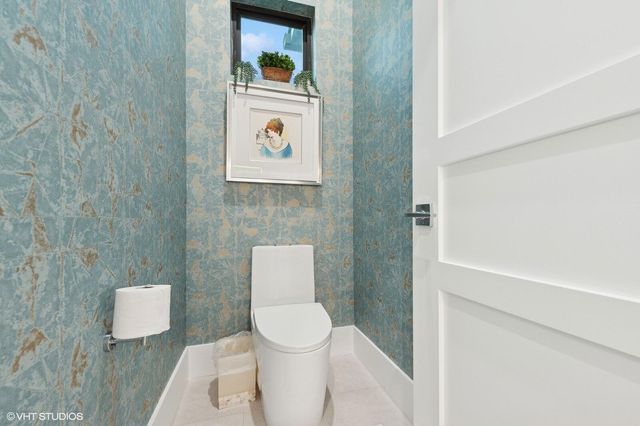 8533 N Native Dancer Road, Palm Beach Gardens, FL 33418