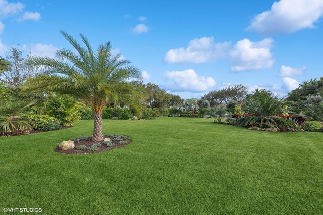 8533 N Native Dancer Road, Palm Beach Gardens, FL 33418