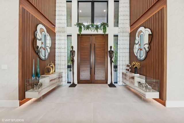 8533 N Native Dancer Road, Palm Beach Gardens, FL 33418