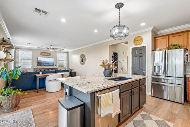 1974 E DUBOIS Avenue, Gilbert, AZ 85298