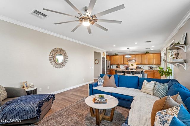 1974 E DUBOIS Avenue, Gilbert, AZ 85298