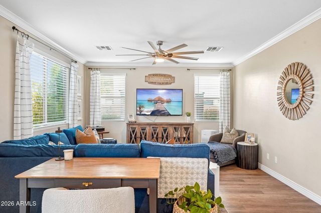 1974 E DUBOIS Avenue, Gilbert, AZ 85298