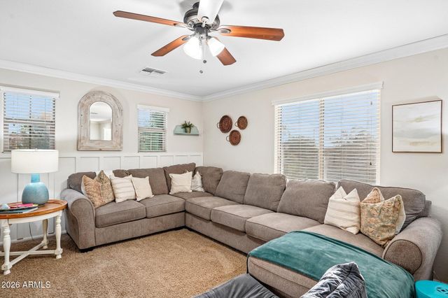 1974 E DUBOIS Avenue, Gilbert, AZ 85298