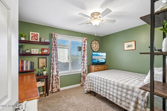 1974 E DUBOIS Avenue, Gilbert, AZ 85298