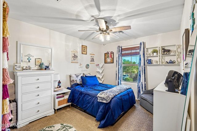1974 E DUBOIS Avenue, Gilbert, AZ 85298