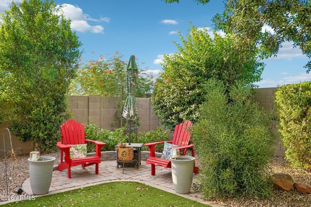 1974 E DUBOIS Avenue, Gilbert, AZ 85298